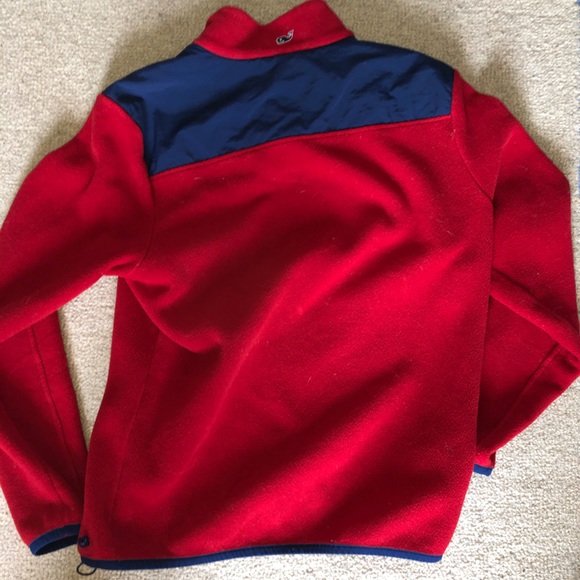 Vineyard Vines Martha’s Vineyard size M quarter button up - Picture 2 of 2